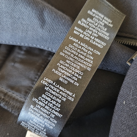 Women’s White House Black Market The Slim Crop blk dress pants slacks SZ 8R NWT - Picture 16 of 16